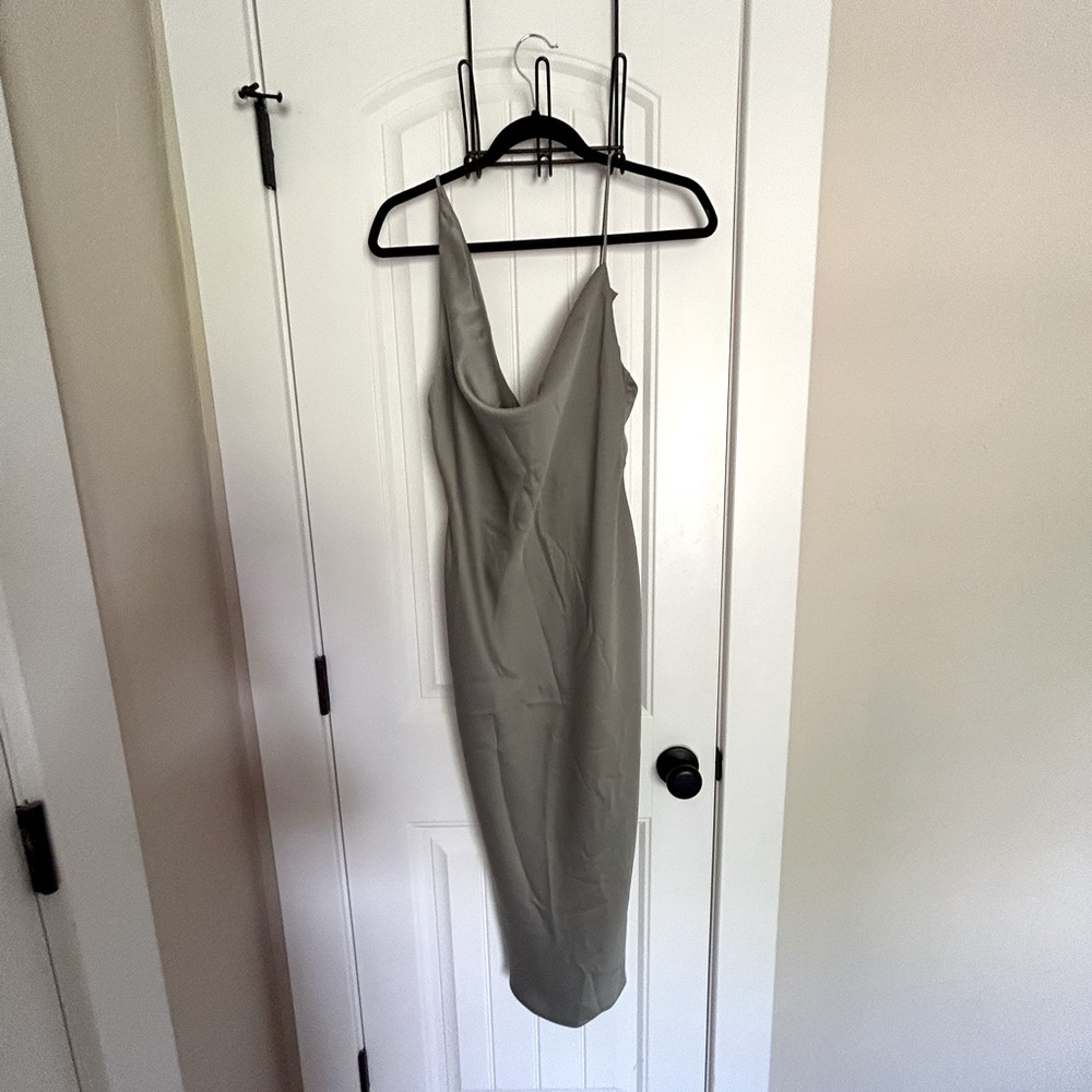 BHLDN bridesmaid dress August satin charmeuse midi dress in Moss size 6